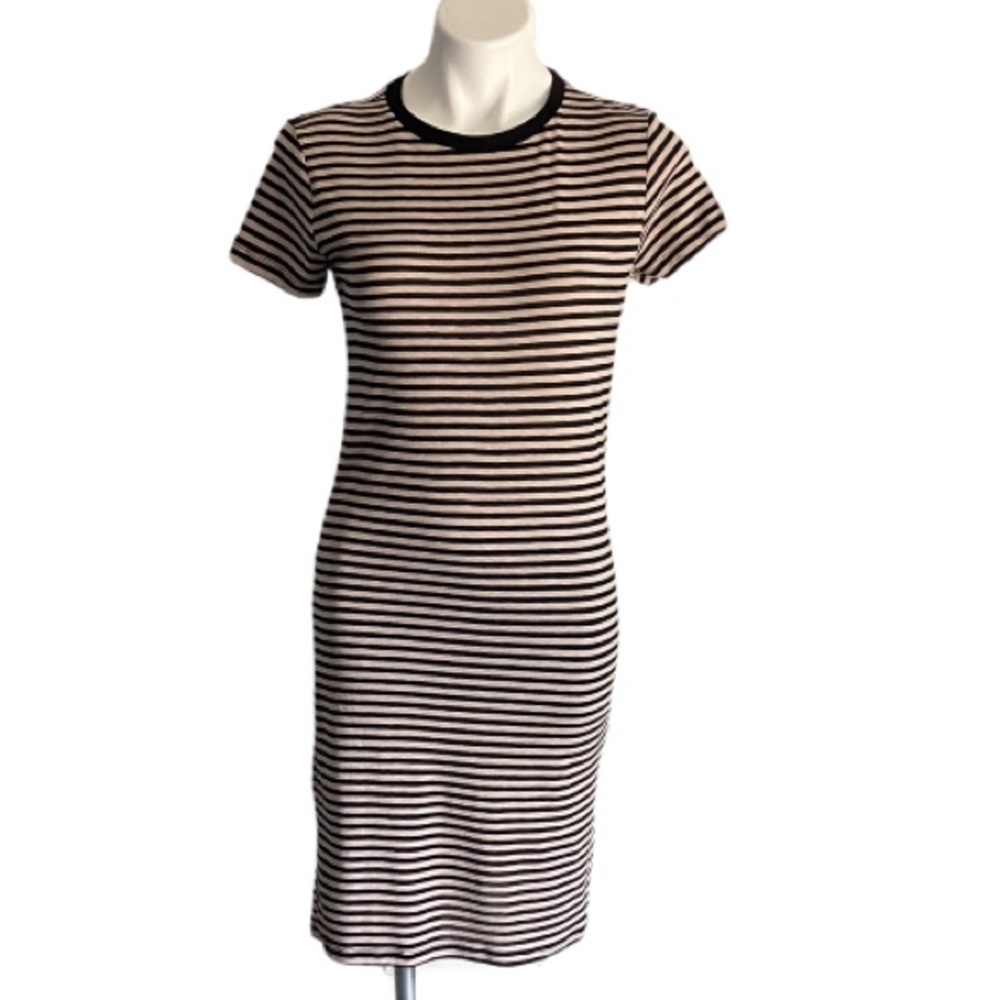 Forever 21 T-Shirt Dress